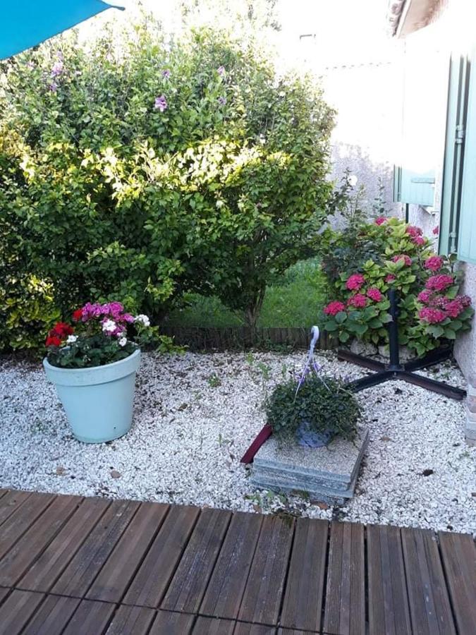 Ocean Campagne Liberte Bed and Breakfast Aigrefeuille-dʼAunis Εξωτερικό φωτογραφία